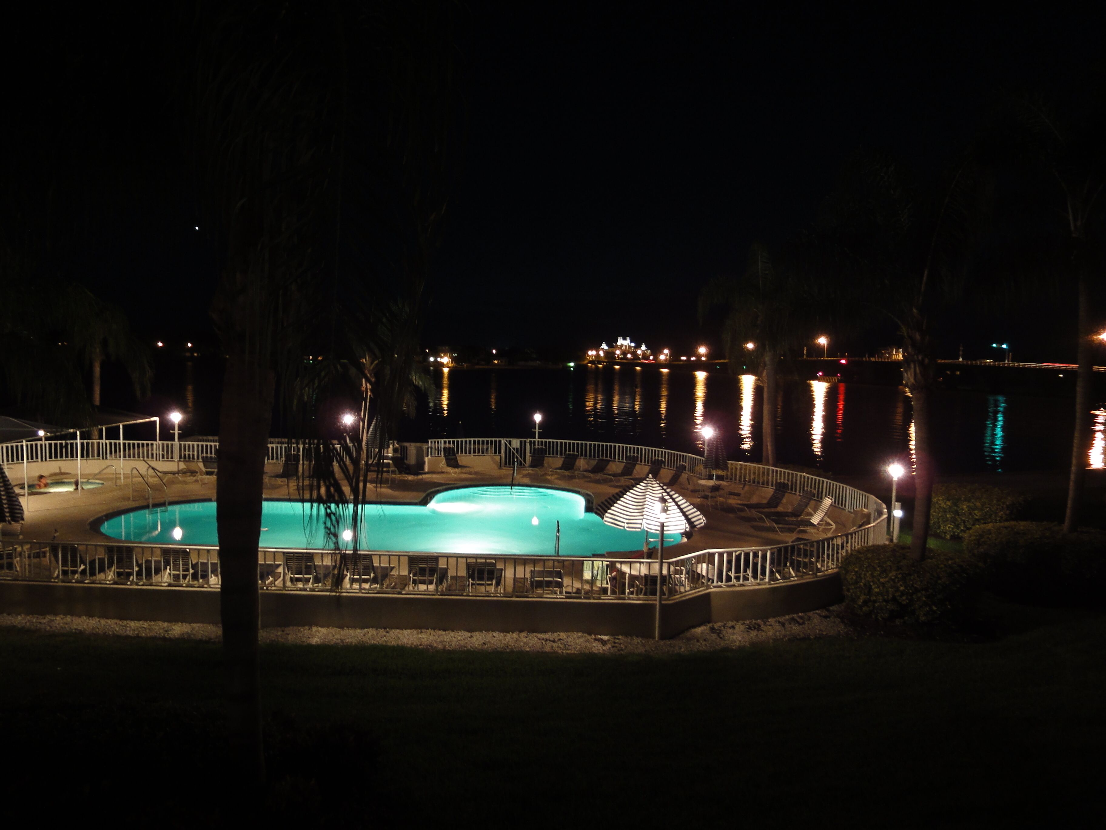 Bahia Vista 8 - 210 Waterfront Paradise Condo (Non Smoking)