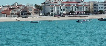 Country house 4km from the sea. Enclosed garden. Children's pool. Pets welcome.