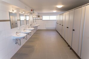 Dusj og toalettartikler (inkludert)