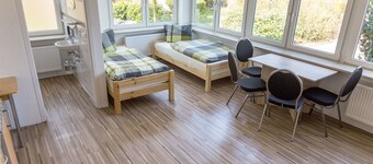 BHQ - BoardingHouse Quickborn - Hostel