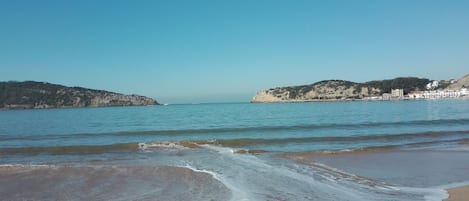 Vlak bij het strand