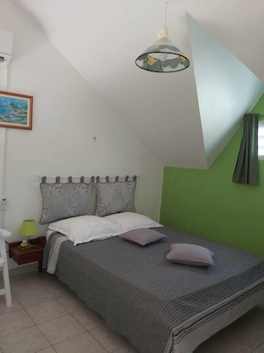 2 chambres, fer et planche Ă repasser, lit parapluie, Wi-Fi gratuit