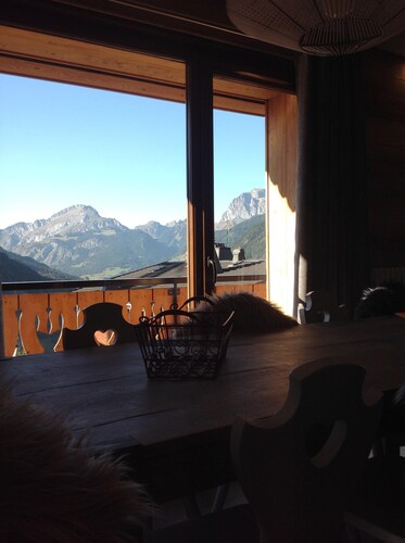 Appartement 6 pièces dans chalet aux pieds des pistes