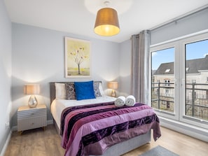 3 bedrooms, iron/ironing board, travel crib, free WiFi