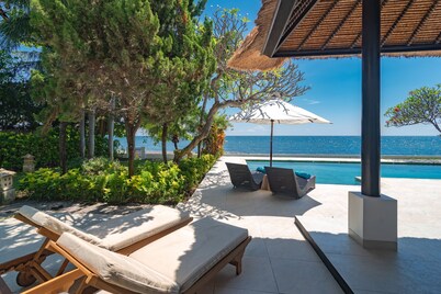 Villa Bersama: Live The Bali Dream in this Luxury Beach Front Villa with Staff! 