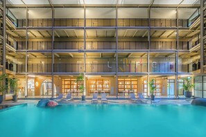 屋外プール