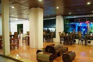 Interior - Holiday Park Hotel (Koh Samui)