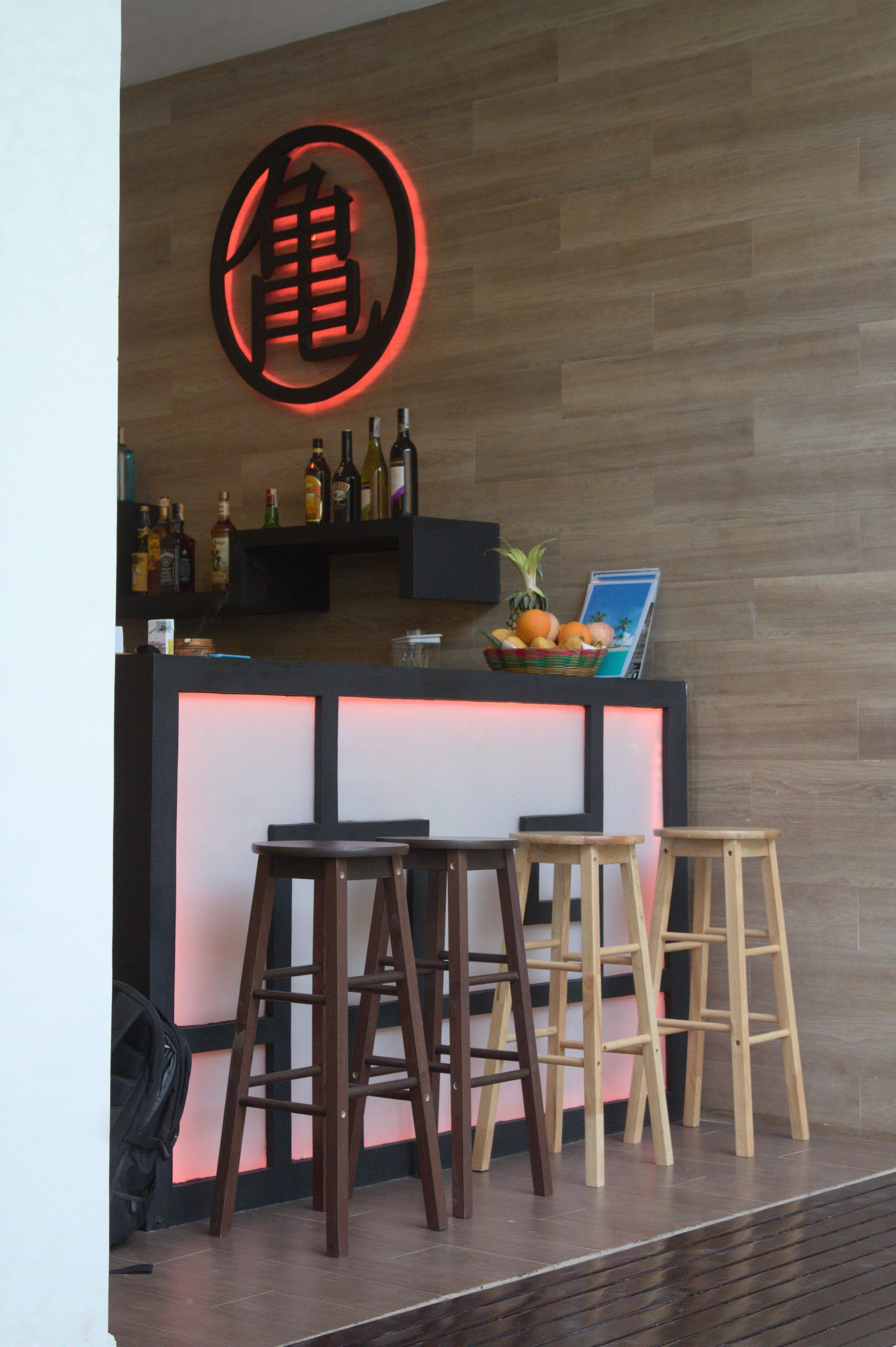 Bar à beira da piscina