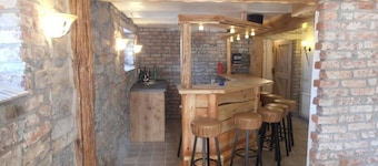 14 Persons Feriënhaus with bar, sauna and Poolbiljart.