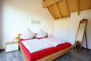 2 bedrooms, iron/ironing board, travel crib, free WiFi