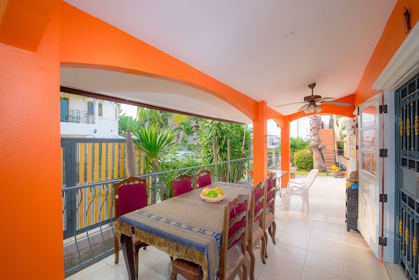3-Bedroom House with Private Pool | Terrace/patio