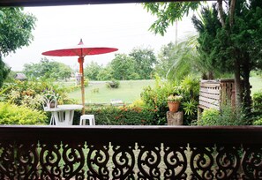 2-Bedroom Villa with Fan | Vista do quarto