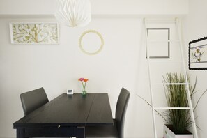 Twin Room 4th Floor | In-room dining