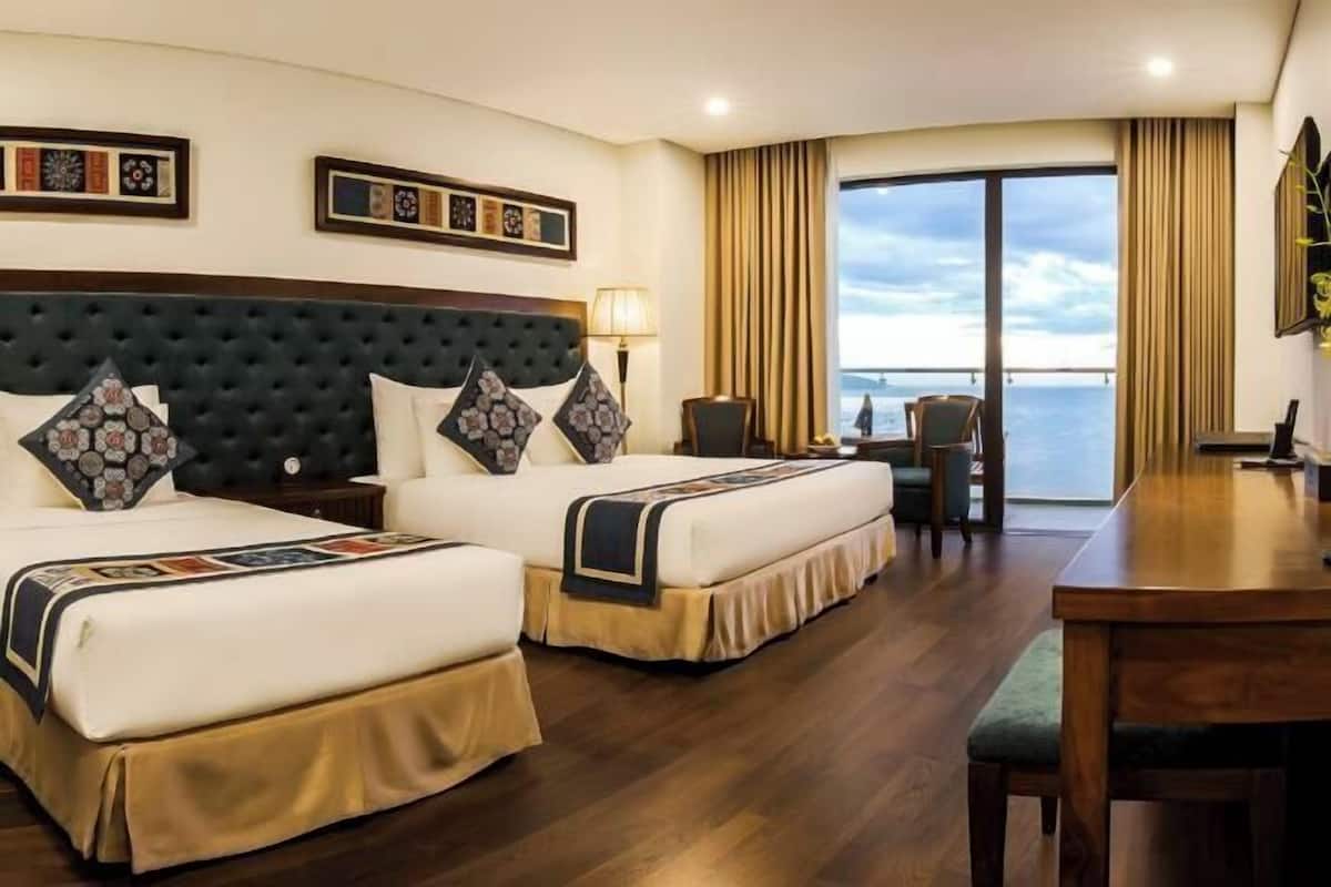 Ropa de cama de alta calidad y minibar