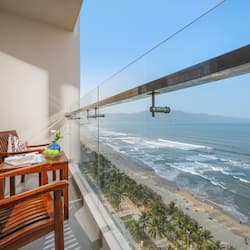 Quarto duplo premier, sacada, de frente para o oceano | 1 quarto, roupas de cama premium, frigobar, cofres nos quartos