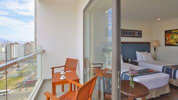 Superior-Zweibettzimmer, Balkon, Stadtblick | Ausblick vom Zimmer