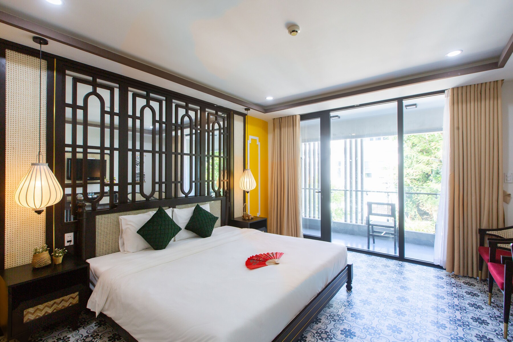 Deluxe Double or Twin Room, City View