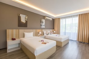 Standard Triple Room | Pemandangan dari bilik