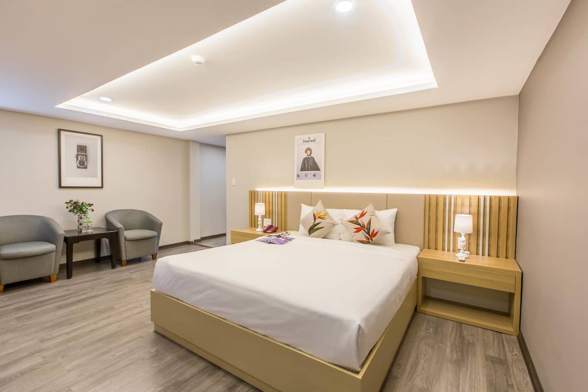 1 bedroom, minibar, individually furnished, desk