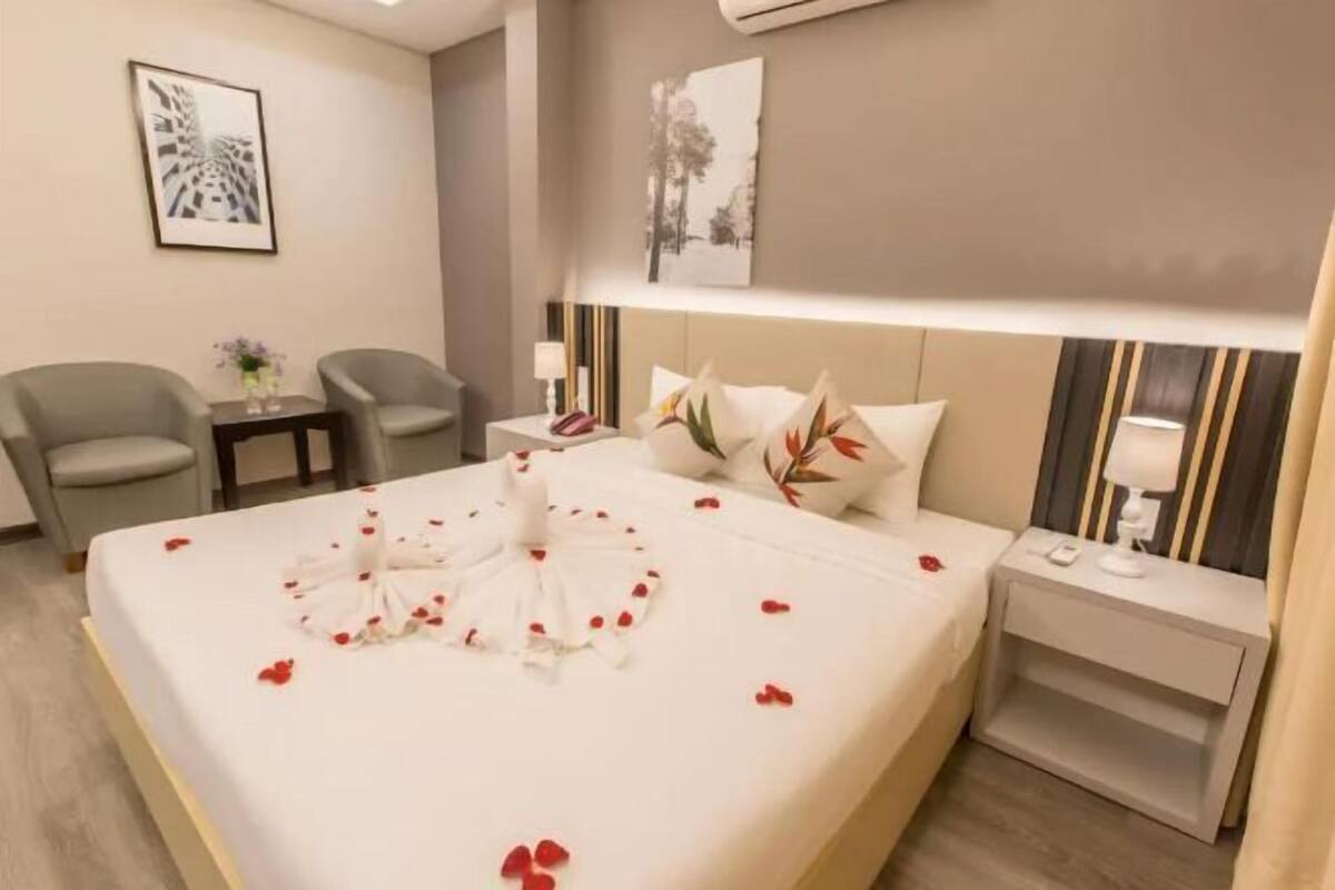 1 bedroom, minibar, individually furnished, desk