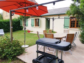 Outdoor dining - Les Lauriers - 8 people (La Douze)