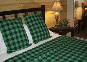 3 chambres, fer et planche à repasser, accès au Wi-Fi (inclus)