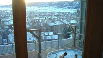 Bain à remous intérieur