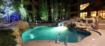 Condo in River Run Close to Gondola, Shops & Dining w/ Stunning Slope Views