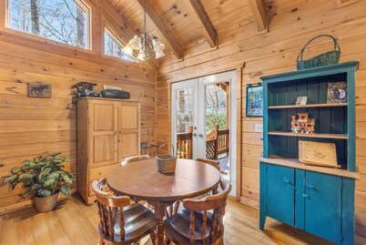 A Mountain Paradise on Collett Creek in Andrews, NC