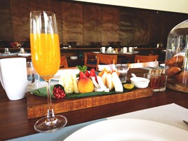 Daily buffet breakfast (INR 750 per person)