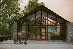 Interior entrance - Saraca Resort & Spa Corbett (Salt)
