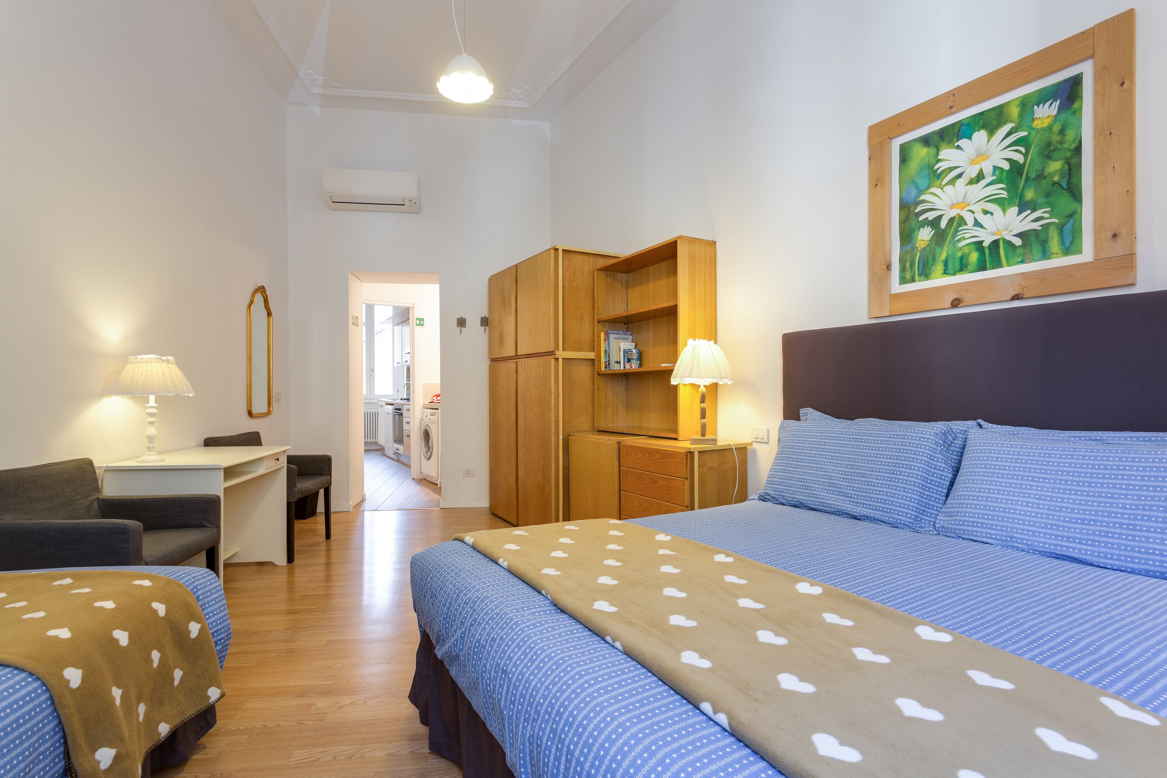 2 bedrooms, iron/ironing board, free WiFi, bed sheets