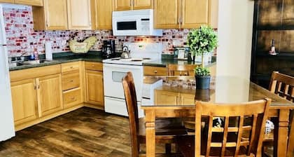 Fabulous Find/CozyCondo Nestled in the Pines/Fishn'/Hikin'/Central/Bryce/ZionGem
