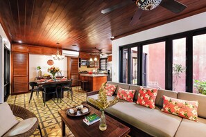 Téléviseur, bureau