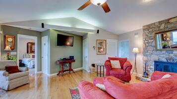 2 slaapkamers, een strijkplank/strijkijzer, gratis wifi, beddengoed