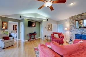 2 habitaciones, tabla de planchar con plancha y wifi gratis 