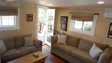 Smart-TV, Netflix, DVD-Player, Streaming-Dienste