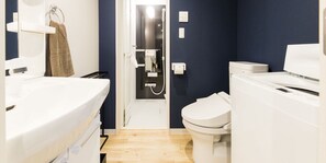 Standard Room | Bathroom | Separate bathtub and shower, deep-soaking bathtub, free toiletries - Trip Pod Komondo-Machi (Fukuoka)