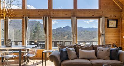 Mountain Escape | Pet-Friendly Cabin w/ Hot Tub + Biltmore Pass & Views