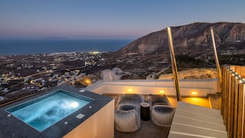 Villa, Heated Tub, Sea View (Villa S)