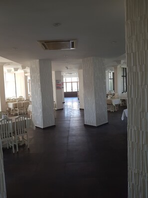 Breakfast, lunch, dinner served; local cuisine - Malhun Hotel (Fethiye)