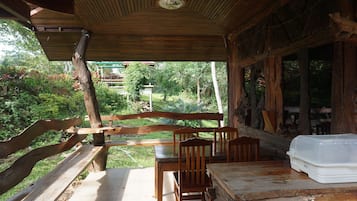 Three Bedrooms - Shared Bungalow | Balcony