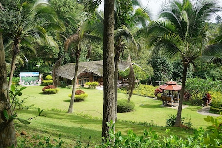 Áreas de la propiedad. Rai Aeifoon Resort