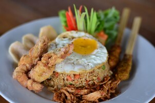 Café da manhã feito na hora todos os dias (IDR 60000.00 por pessoa) 