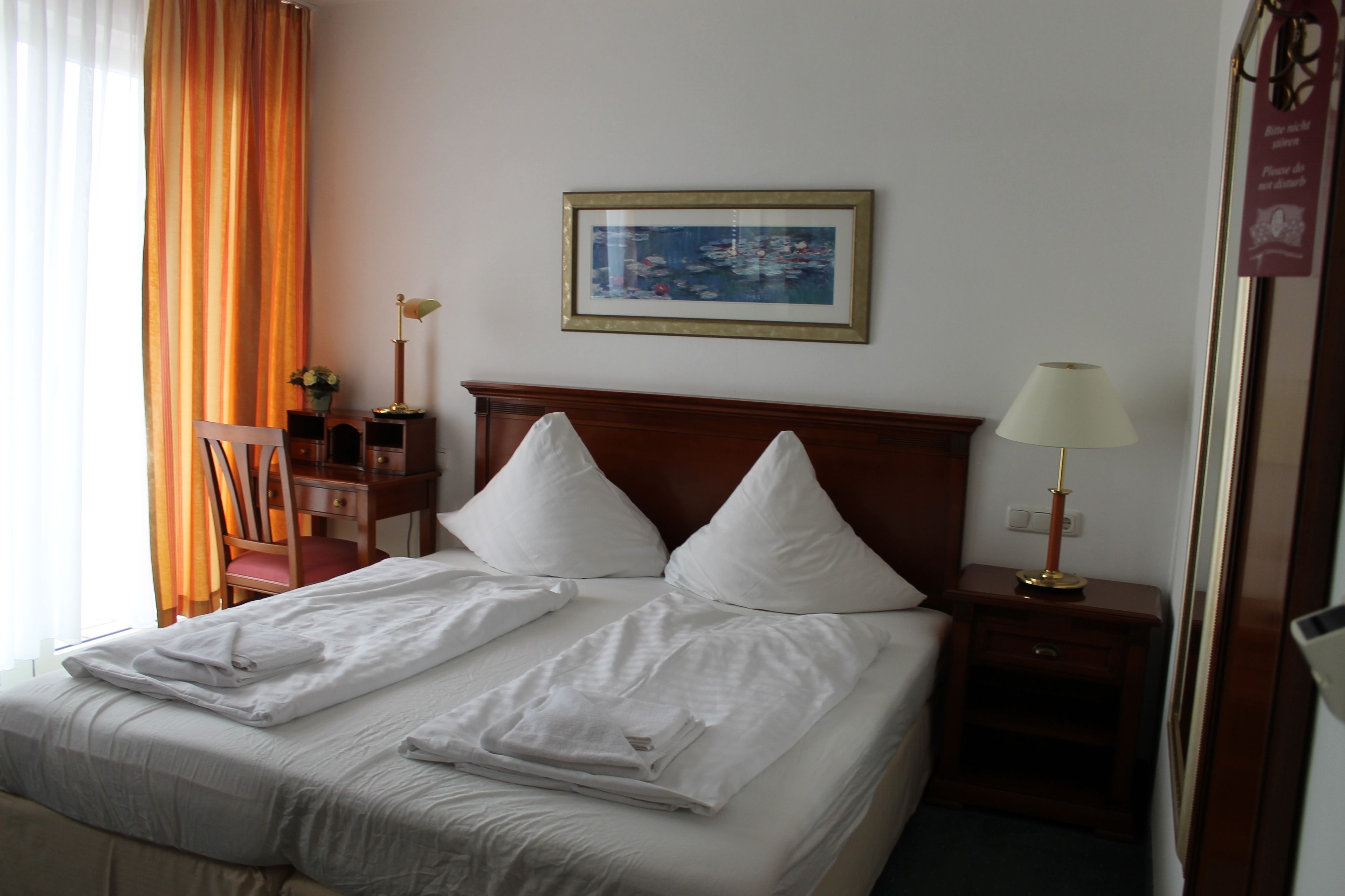 Iron/ironing board, cribs/infant beds, free WiFi, bed sheets