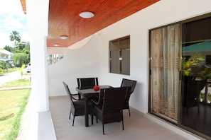 Apartamento, 2 habitaciones | Terraza o patio