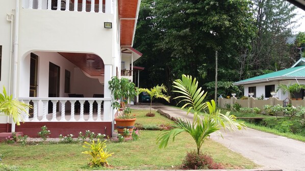 Jardines del alojamiento