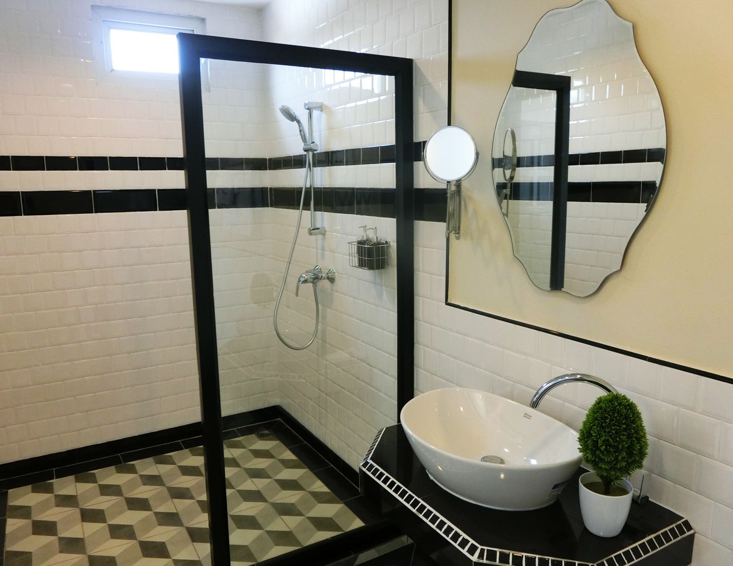 shower, free toiletries, slippers, towels