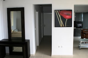 Televisión LED, chimenea