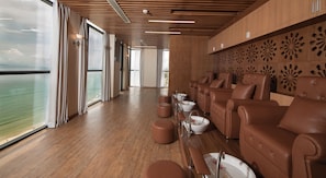 Sauna, hot tub, body treatments, hot stone massages, body wraps